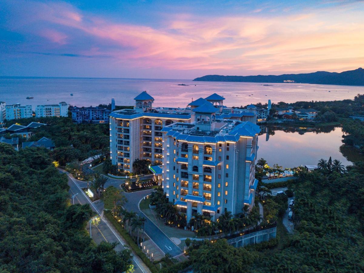 Holiday Inn & Suites Sanya Yalong Bay Exterior foto